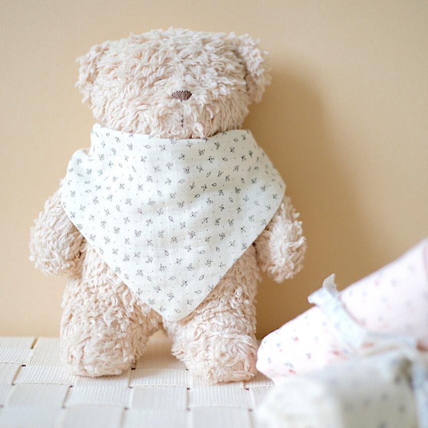 Baby Halstuch aus Bio-Baumwolle Ecru mit Blättern