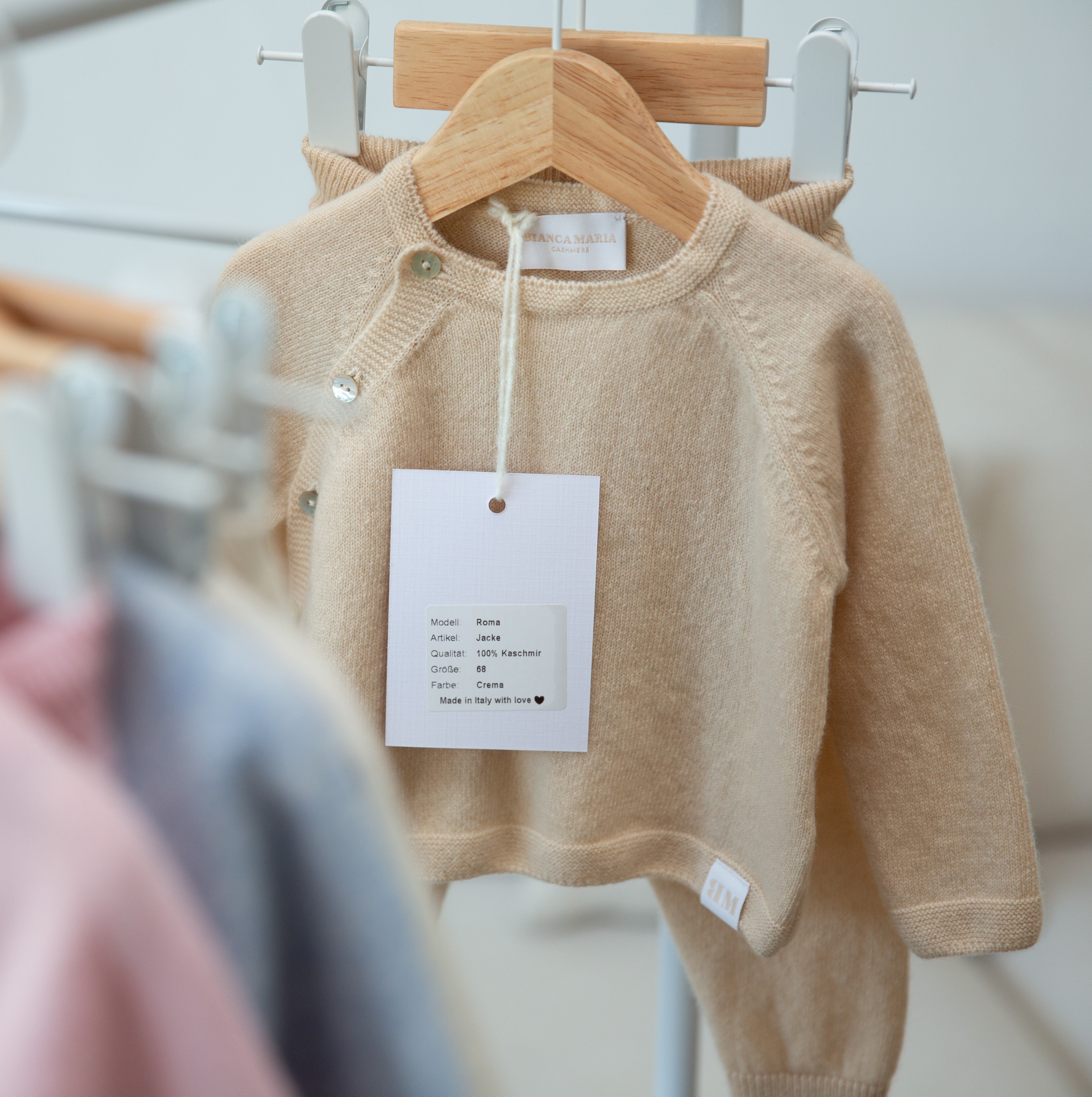Baby Kaschmir Cardigan, der Luxus und Komfort vereint