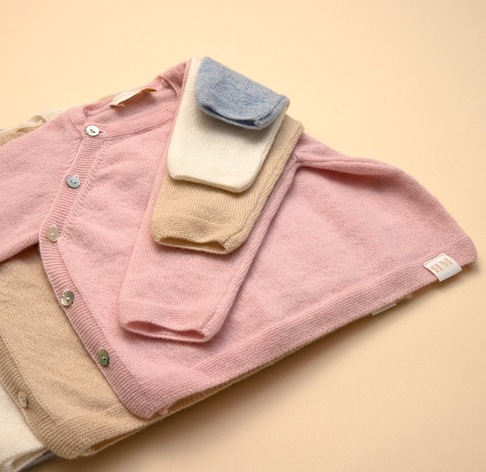 Baby Kaschmir Cardigan, der Luxus und Komfort vereint