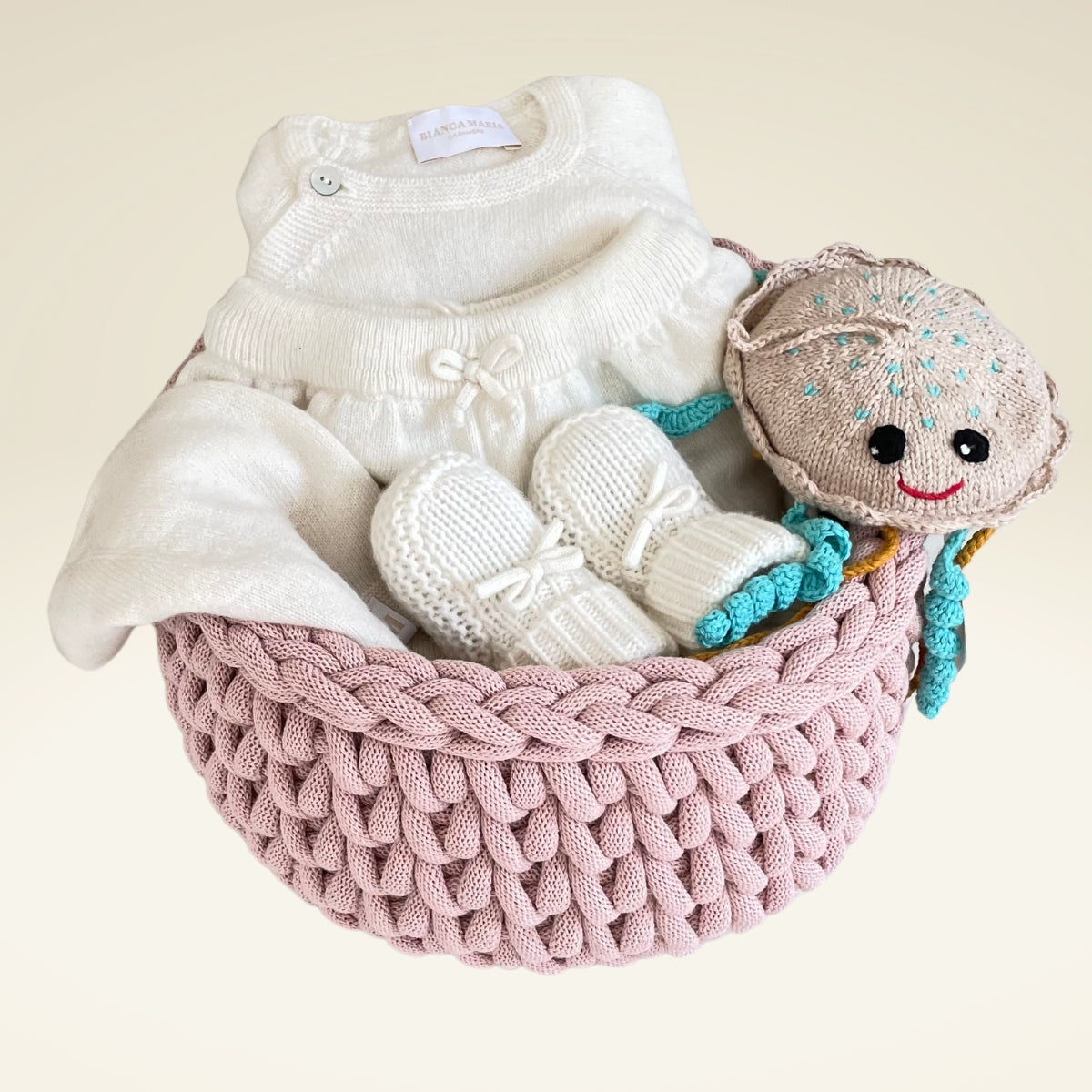 Baby-Kaschmir-Set mit Bio Kuscheltier im Korb