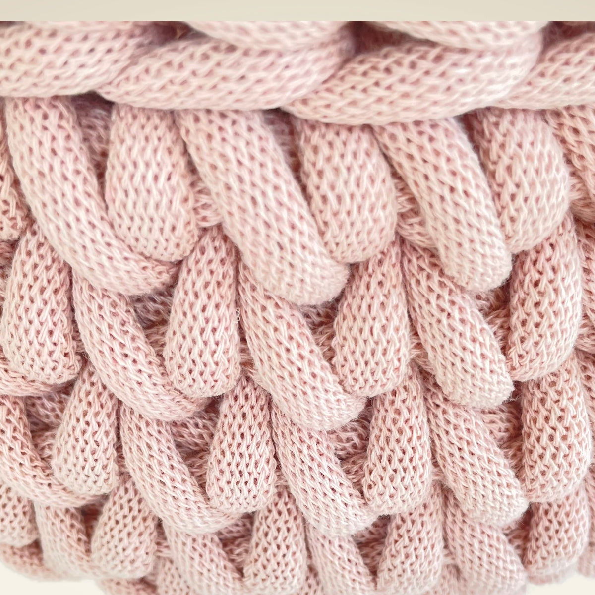 Baby-Kaschmir-Set mit Bio-Kuscheltier im Korb - sasaní