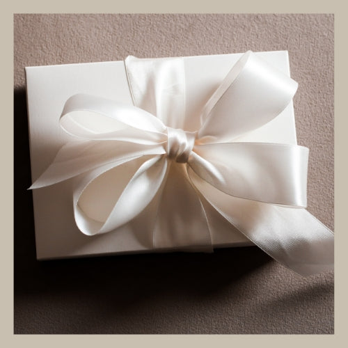 Geschenkboxen für Neugeborene, Babies und Kleinkinder 
