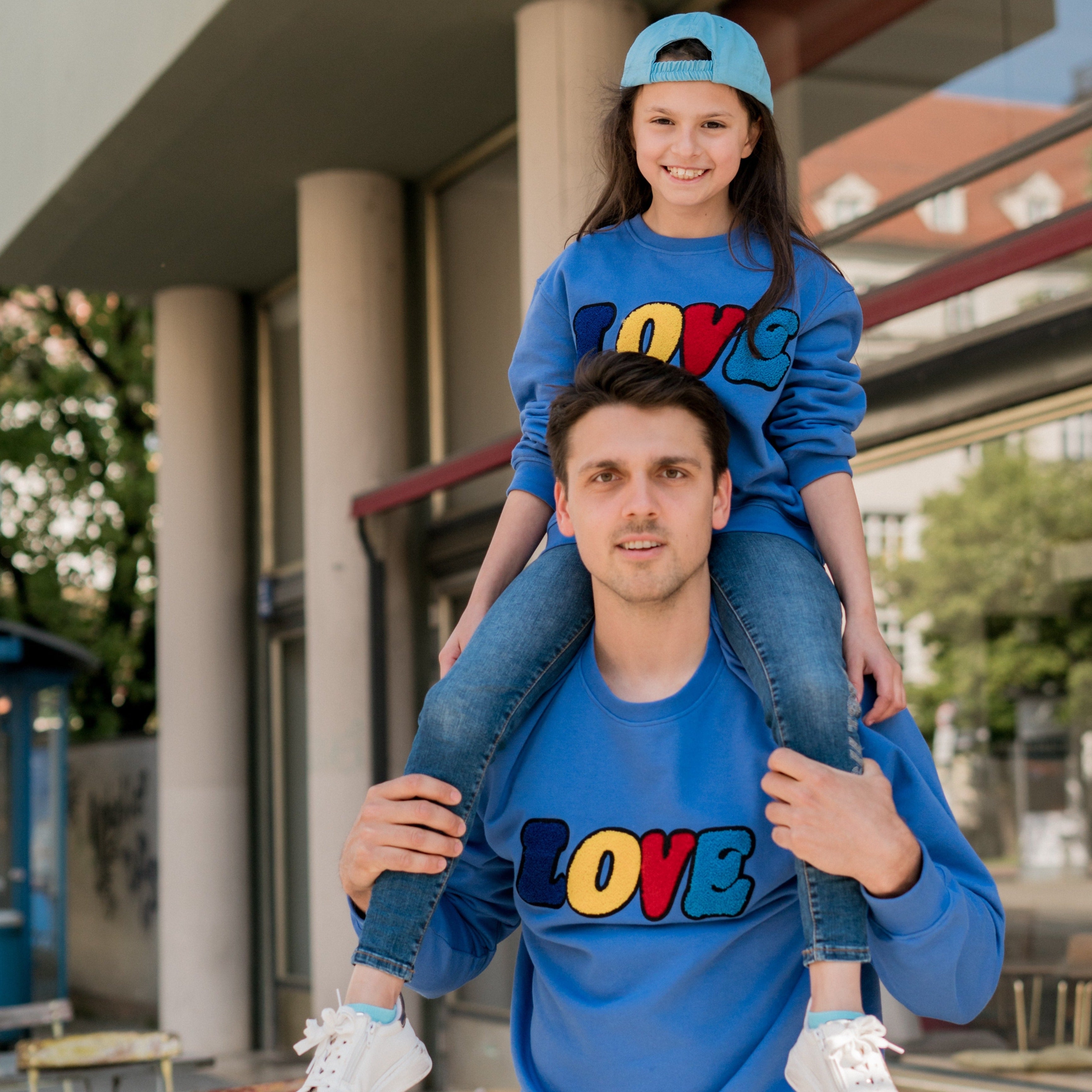 SWEATSHIRT ADULTS Unisex LOVE Royal Blue