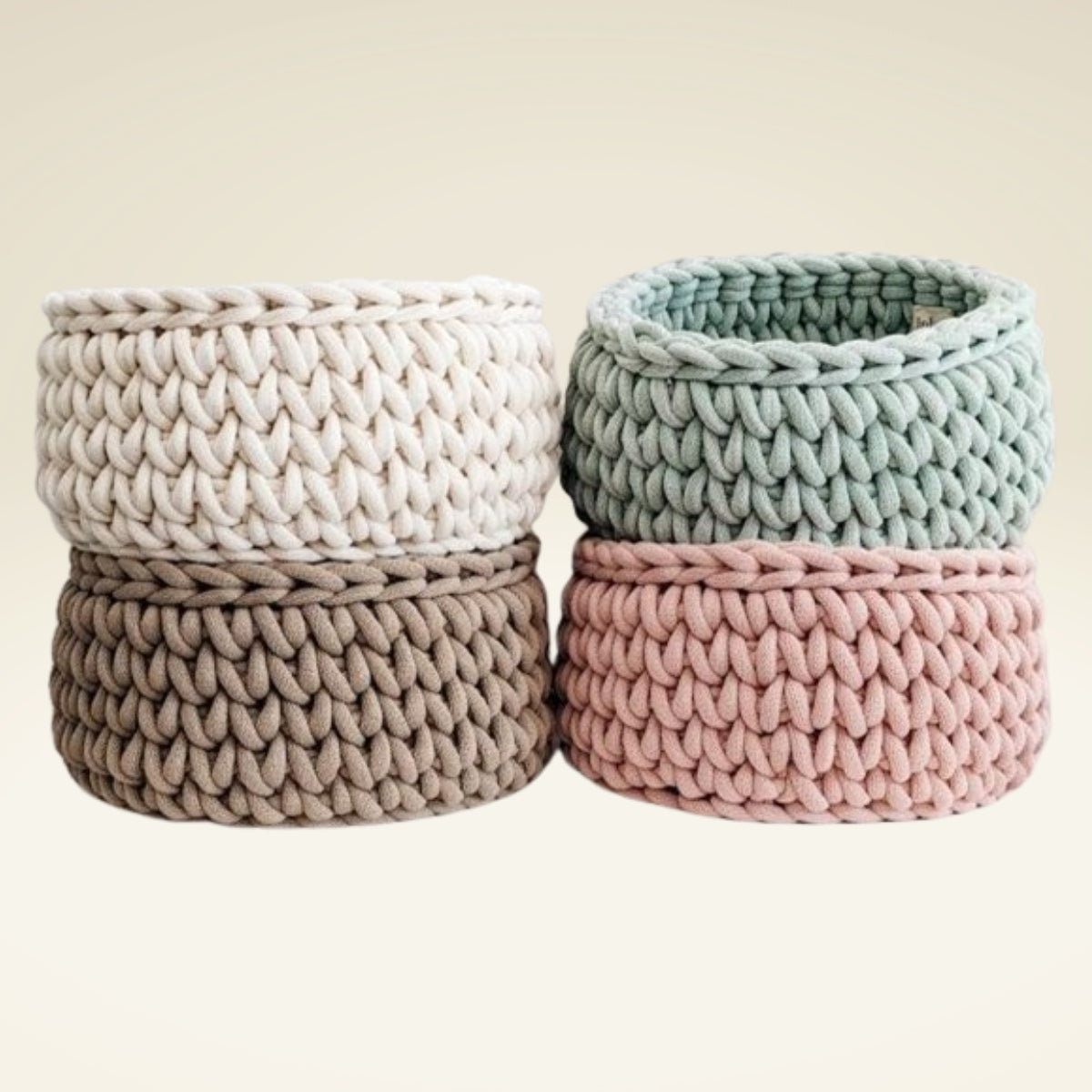 Baby-Luxury-Kaschmir-Set mit Bio-Kuscheltier im Korb
